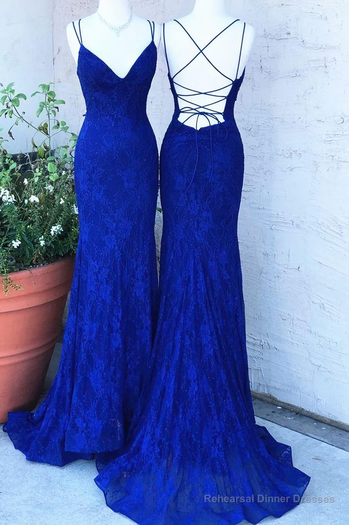 Elegant Mermaid Royal Blue Lace Long Prom Dress, With Lace Up Back 2025 Long Prom Dress Main image