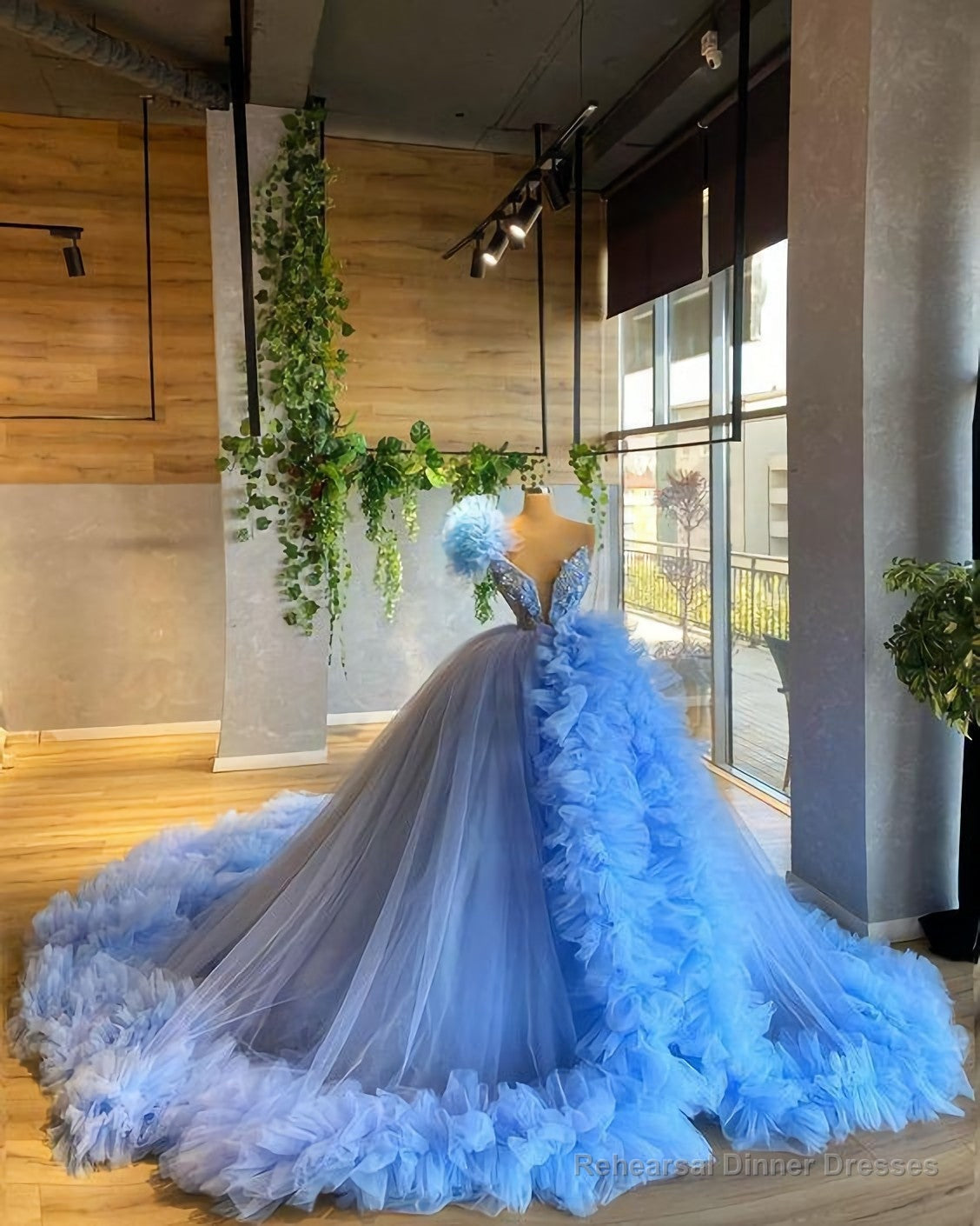 A Line Blue Ling Ball Gown Prom Dresses Main image