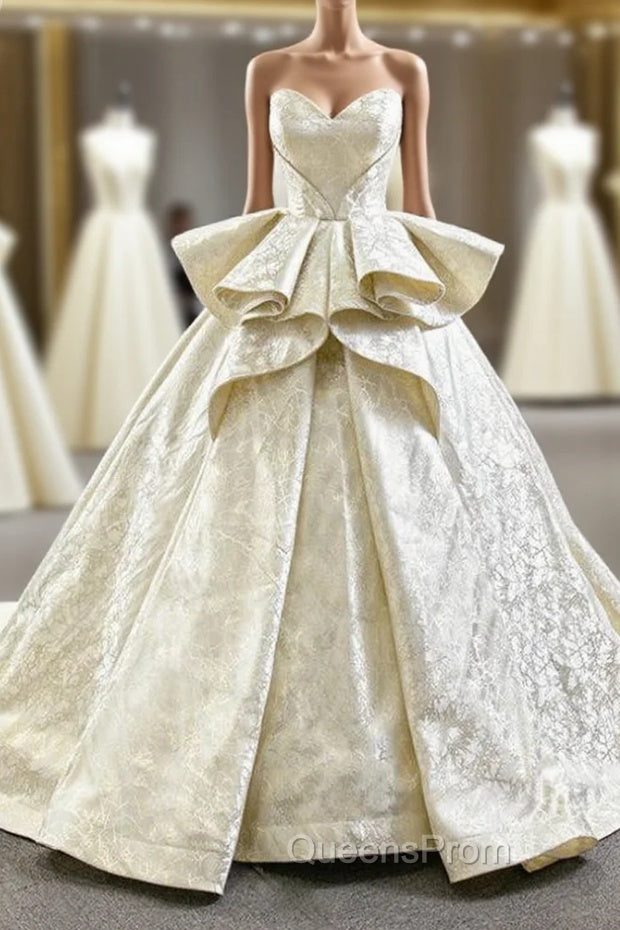 Champagne Ball Gown Embroidery Sweetheart Ruffles Evening Prom Dress Main image