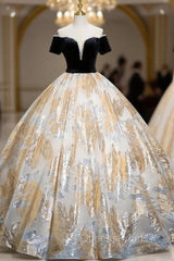 Champagne Embroidery Black Velvet Quinceanera Dress