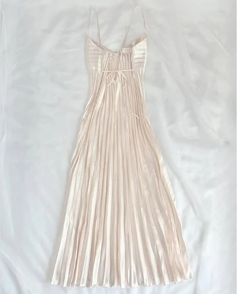 Champagne Spaghetti Straps Long Classy Prom Dress Pleated Classy Evening Dress Secondary image