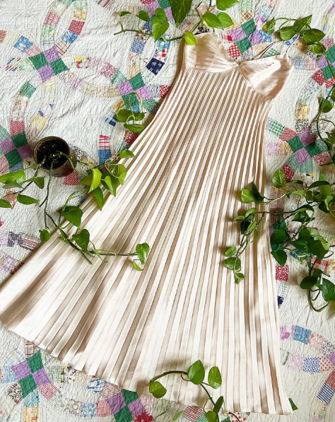 Champagne Spaghetti Straps Long Classy Prom Dress Pleated Classy Evening Dress