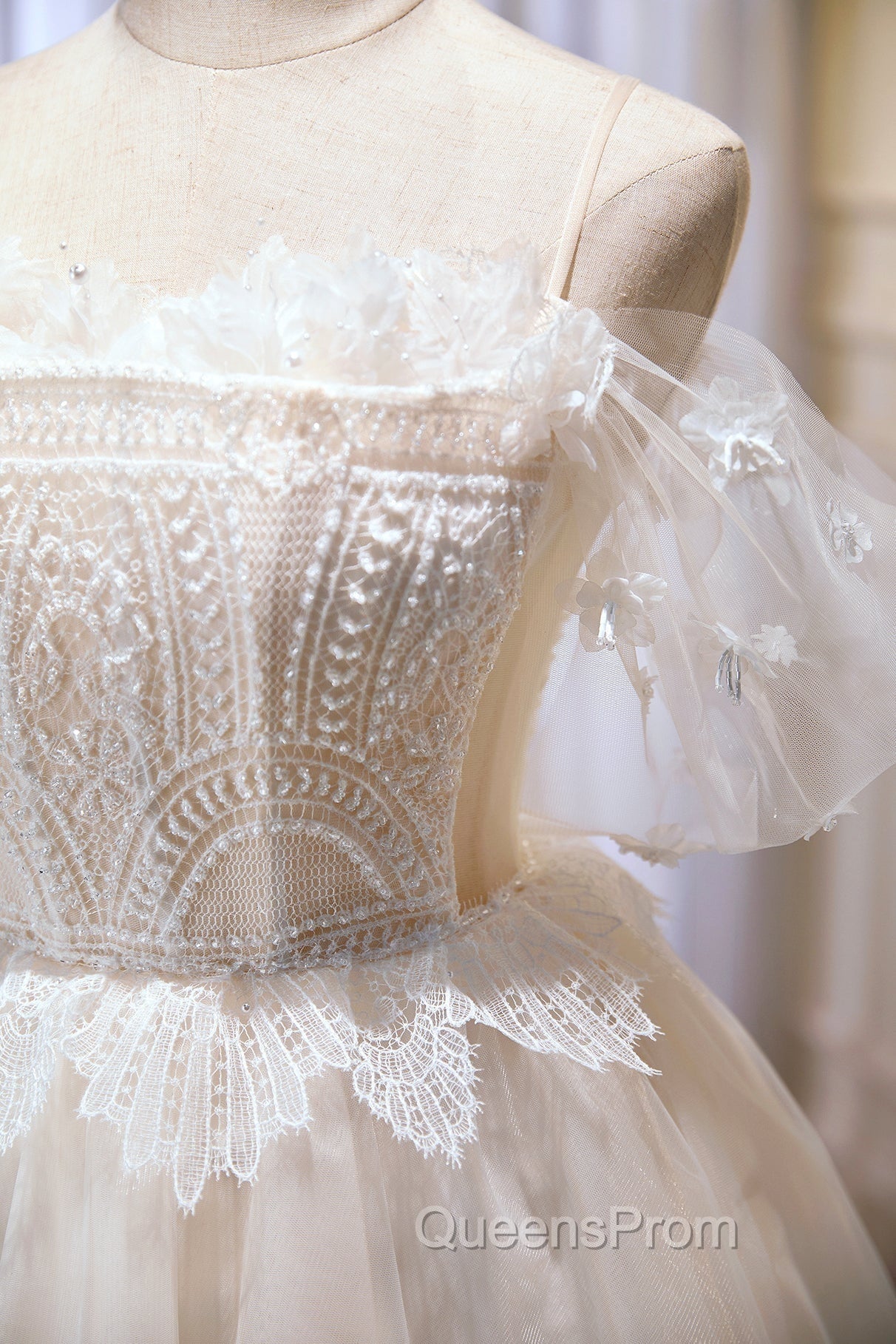 Champagne Sweetheart Lace Tulle Party Dress, A-Line Homecoming Dress Secondary image