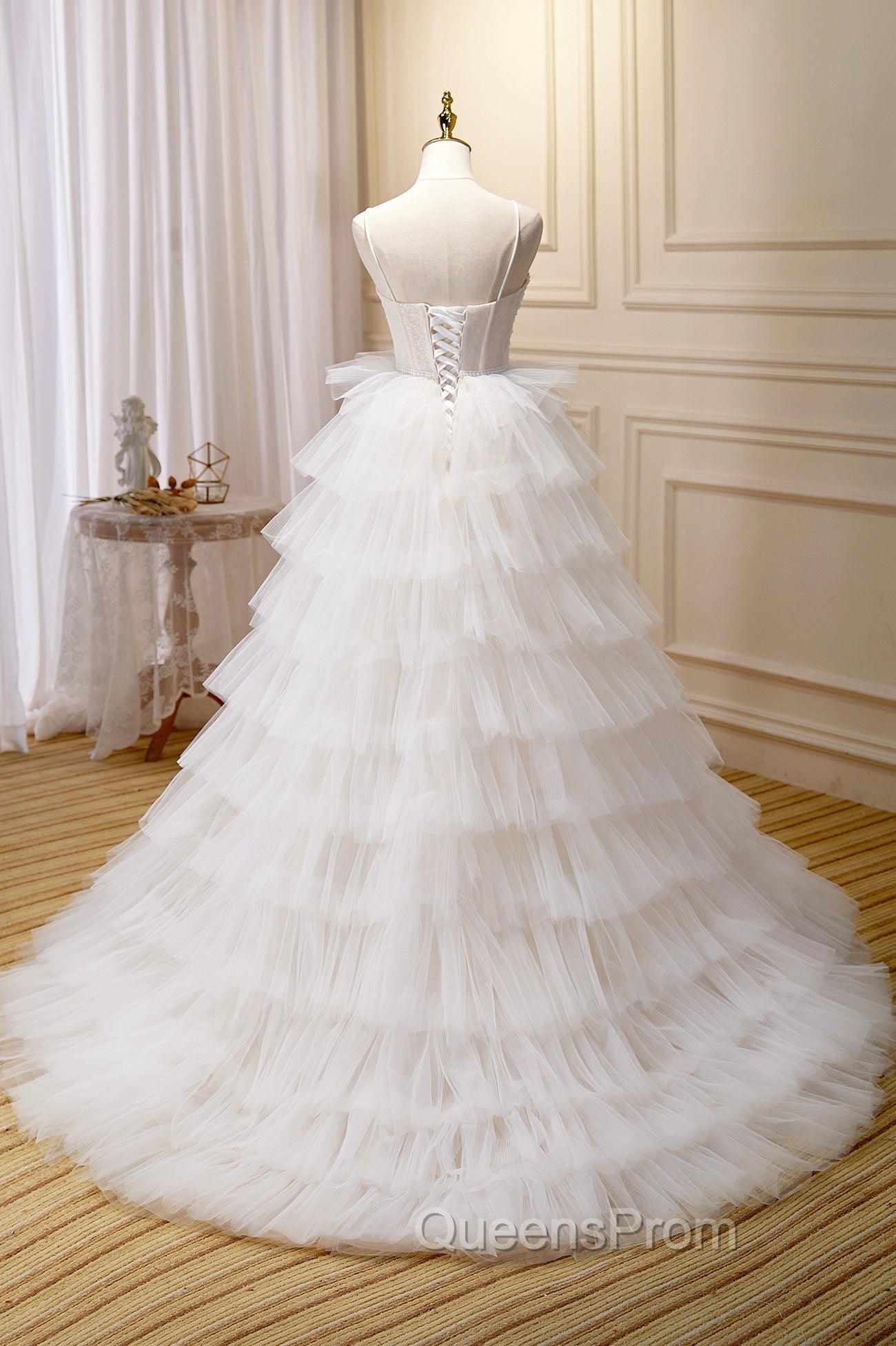 Champagne Sweetheart Layers Princess Dress, Spaghetti Straps Tulle Evening Gown