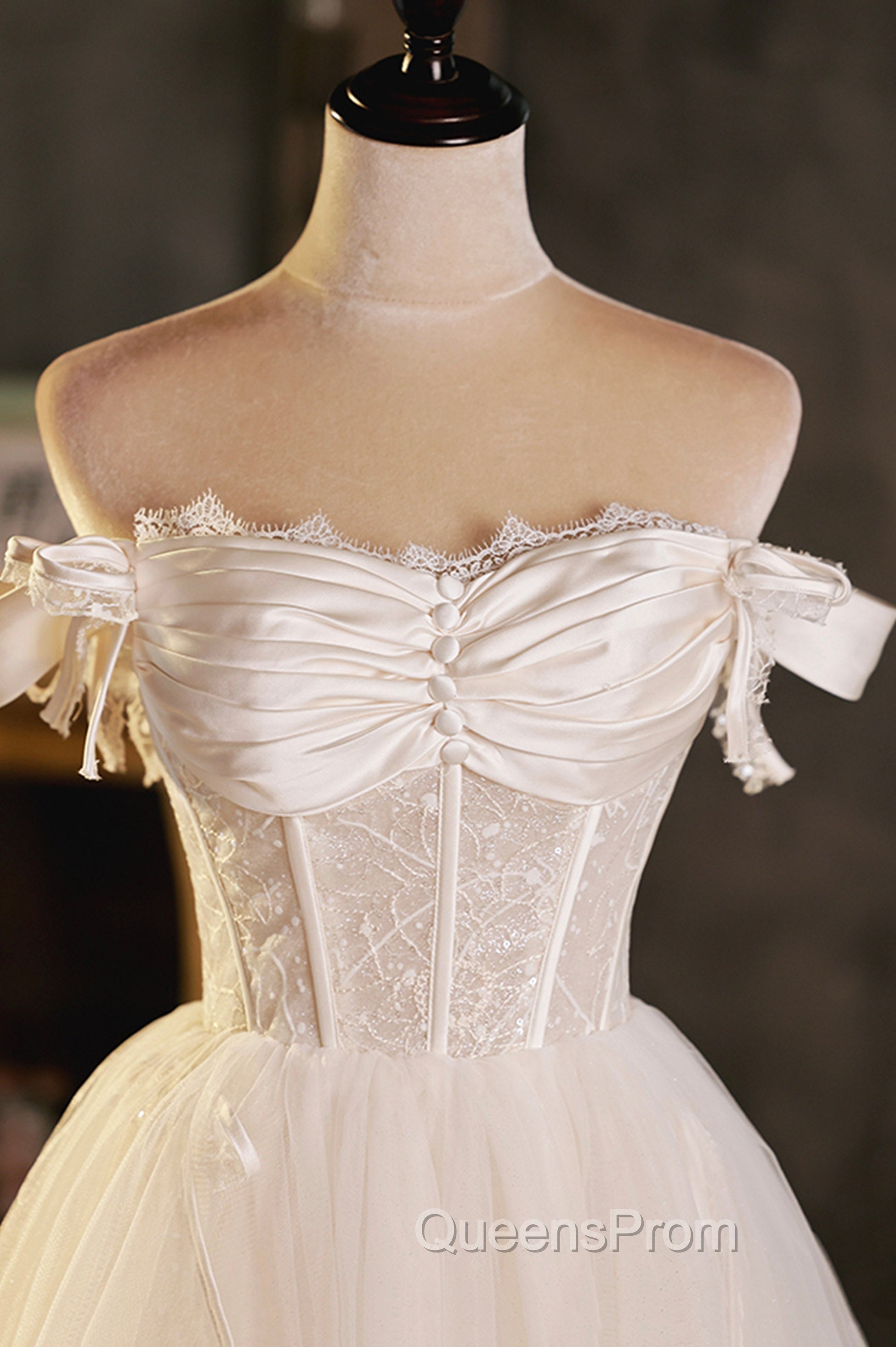 Champagne Tulle Short A-Line Evening Prom Dress, Off the Shoulder Evening Party Dress