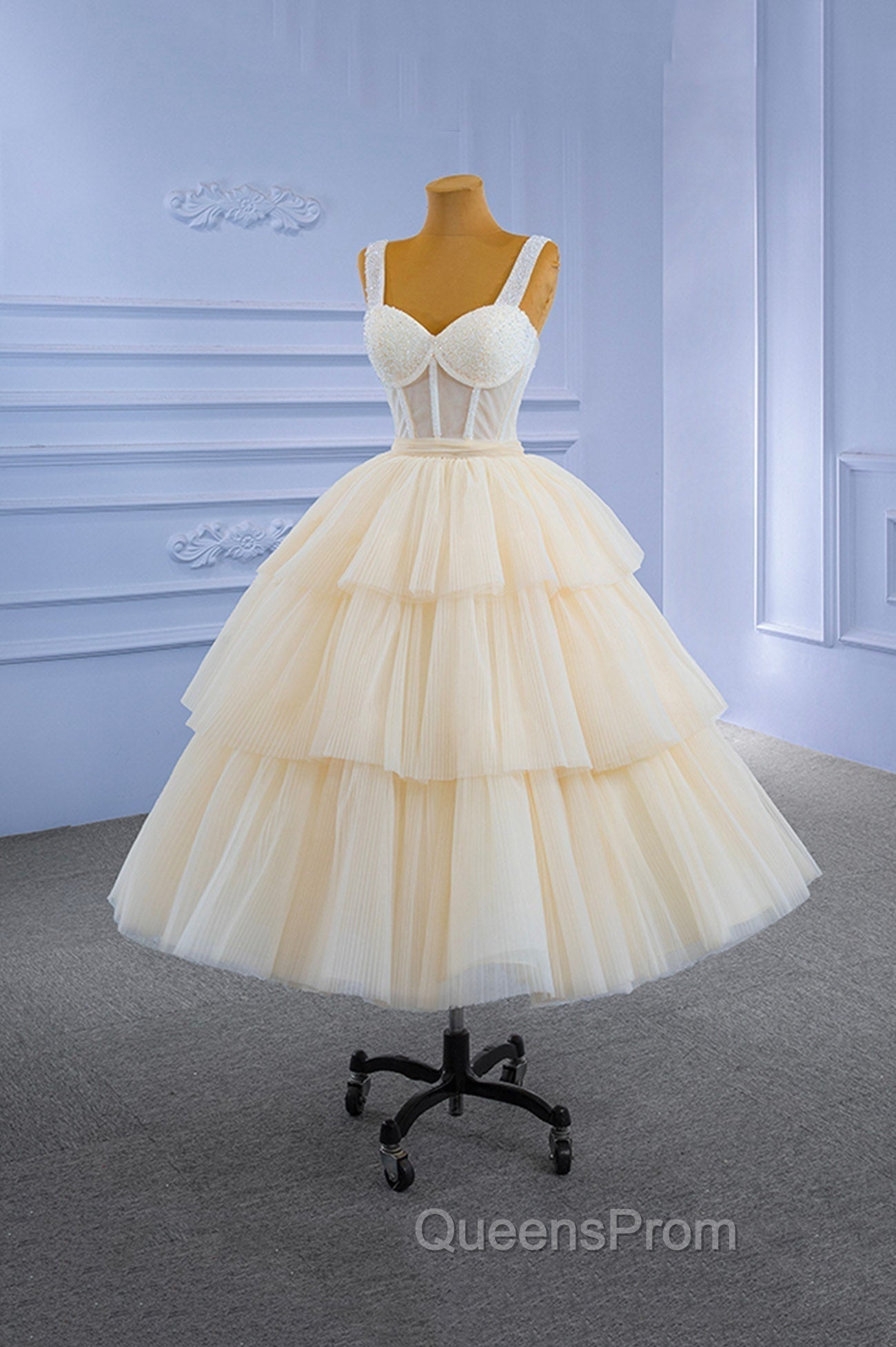 Champagne Tulle Short Evening Prom Dress with Beaded, A-Line Tea Length Party Dress Main image