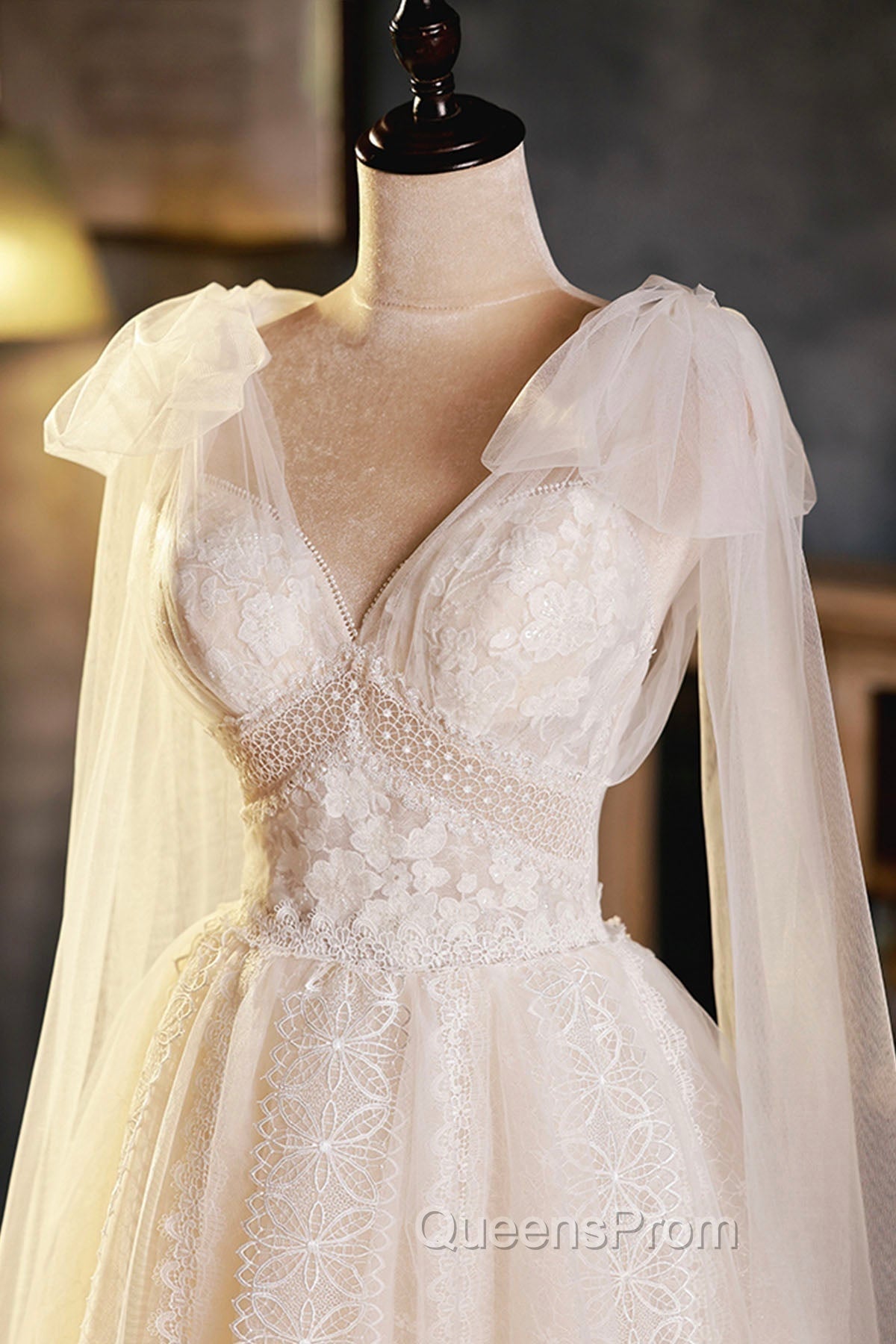 Champagne V-Neck Lace Short Evening Prom Dress, Lovely A-Line Evening Party Dress Secondary image