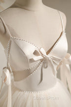 Champagne V-Neck Tulle Short Evening Prom Dress, Spaghetti Straps Party Dress with Bow