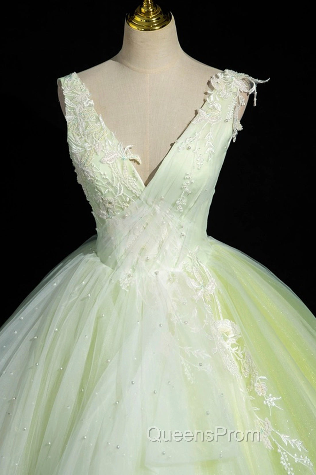 Charming Tulle Lace Green Evening Prom Dress, V-Neck Sleeveless Floor-Length Evening Dress Secondary image