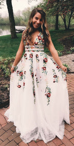 Charming V Neck Floral Embroidery Long Lace Classy Prom Dress With Pocket