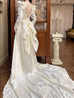 Chic A-Line Long Wedding Dress Satin V-Neck White Bridal Gowns Lace Long Sleeves Bridal Dress