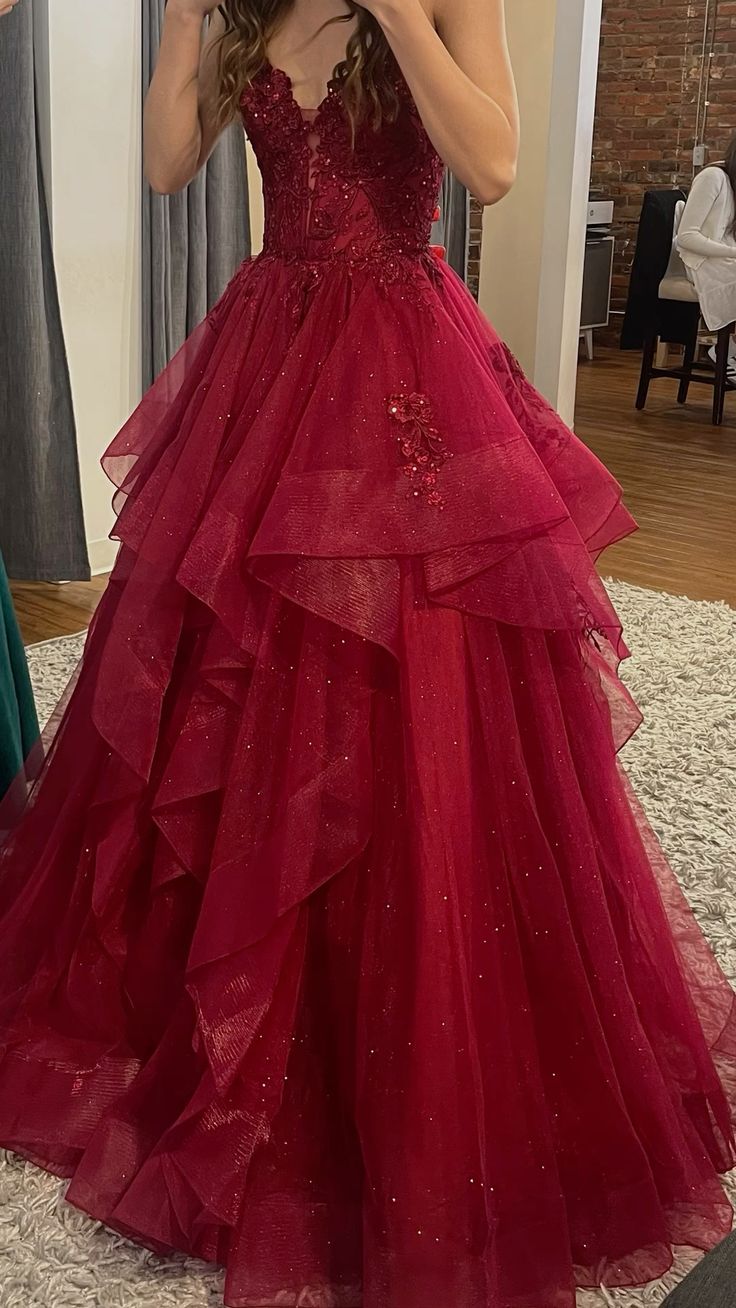 Chic Ball Gown Spaghetti Straps Burgundy Tulle Lace Long Classy Prom Dress Classy Evening Classy Gowns Secondary image