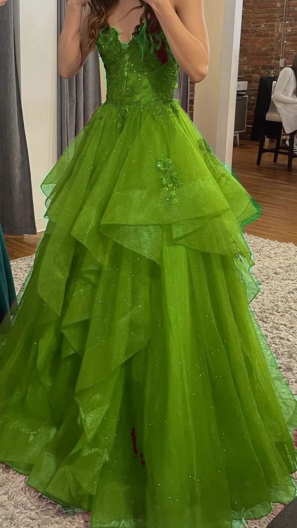 Chic Ball Gown Spaghetti Straps Burgundy Tulle Lace Long Classy Prom Dress Classy Evening Classy Gowns