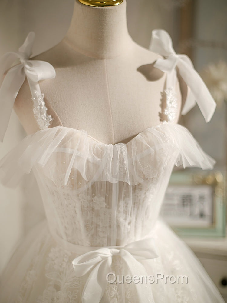 Chic Ivory Tulle Homecoming Dress with Lace, Short Sweetheart Evening Prom Dress