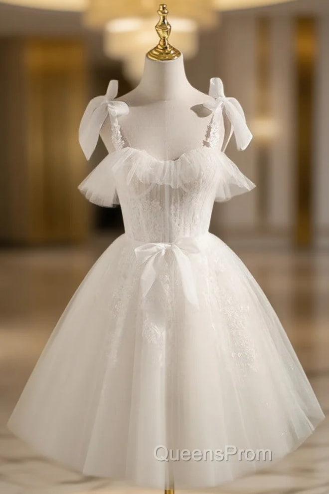 Chic Ivory Tulle Homecoming Dress with Lace, Short Sweetheart Evening Prom Dress