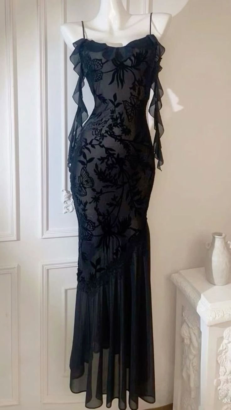 Chic Sheath Spaghetti Straps Black Classy Evening Dress Long Classy Prom Dress