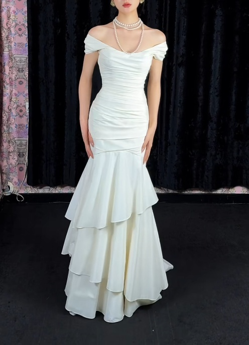 Chic Mermaid White Bridal Shower Dress Chiffon Off-Shoulder Long Classy Evening Dress
