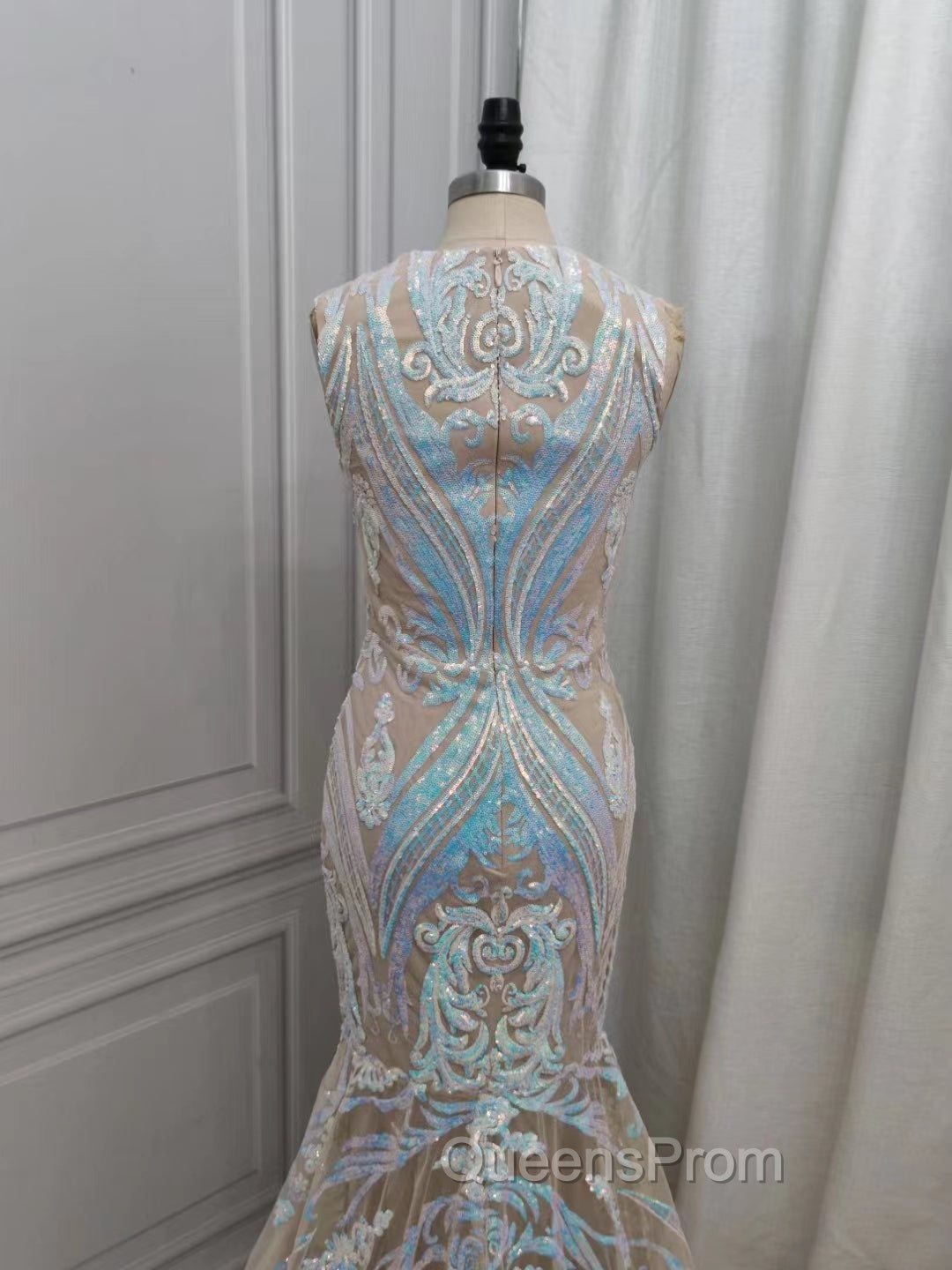 Classic Mermaid Lace Floor-Length Evening Prom Dress On Sale