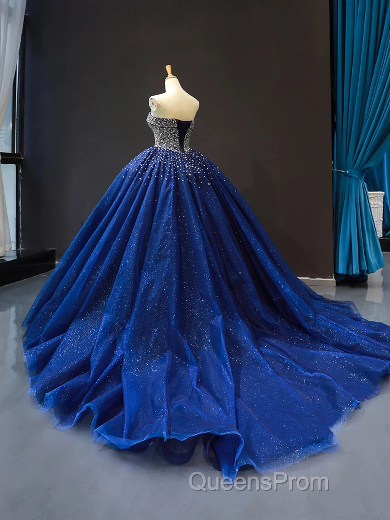 Crystals Sequined Navy Blue Quinceanera Dress Ball Gown Wedding Dress Secondary image