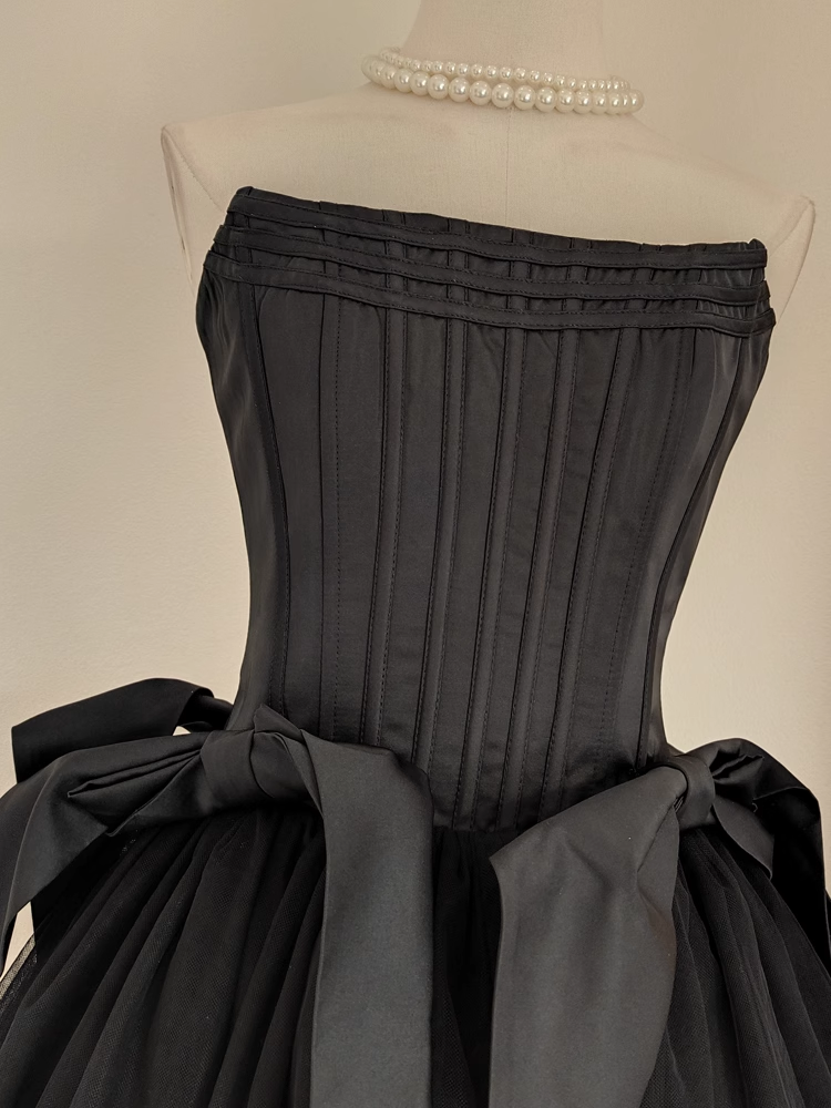 Cute A Line Strapless Black Travel Vacation Dress Short Satin Birthday Dress Secondary image