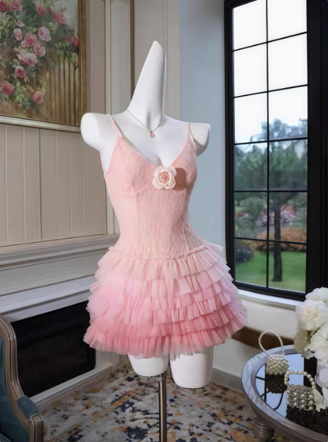 Cute Gradient Pink Lace V-Neck Princess Puffy Birthday Skirt Homecoming Dress Main image