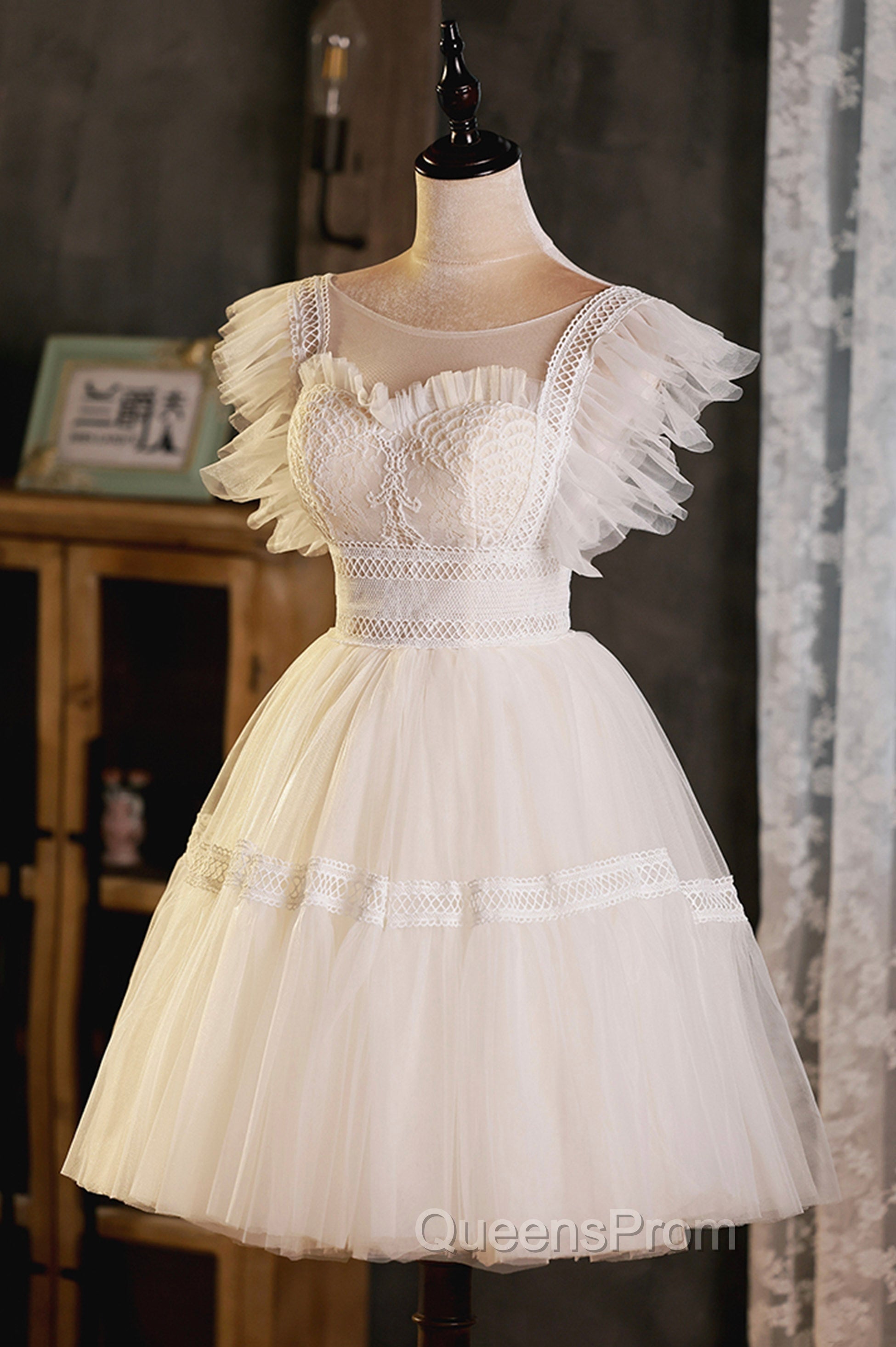 Cute Lace Short A-Line Evening Prom Dress, Champagne Mini Homecoming Party Dress