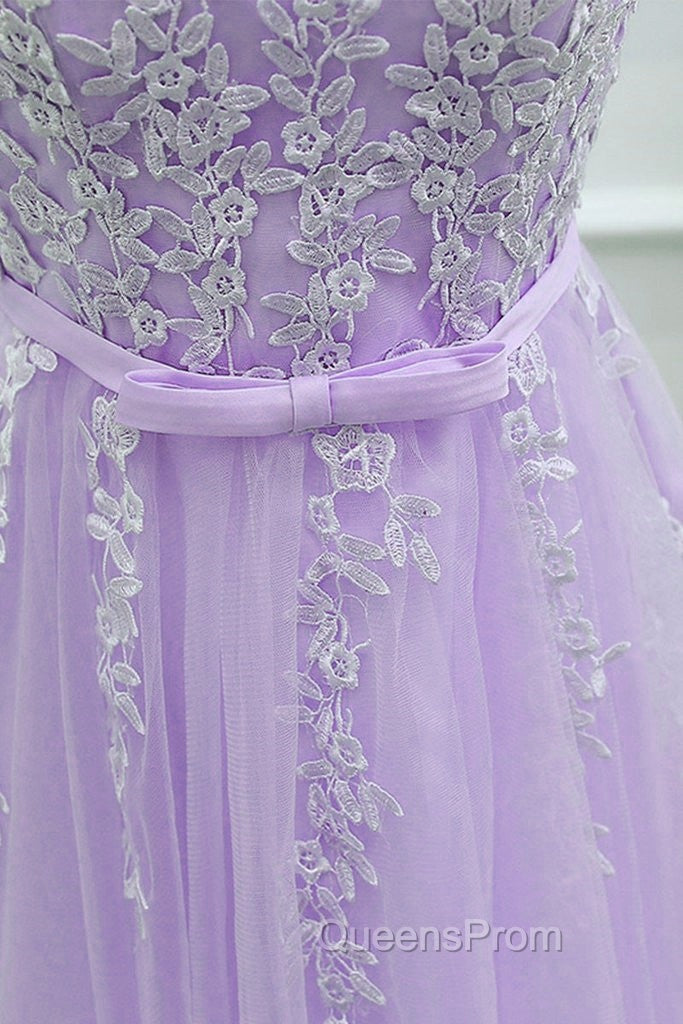 Cute Round Neckline Knee Length Homecoming Dress, Short Lace Party Dress Secondary image