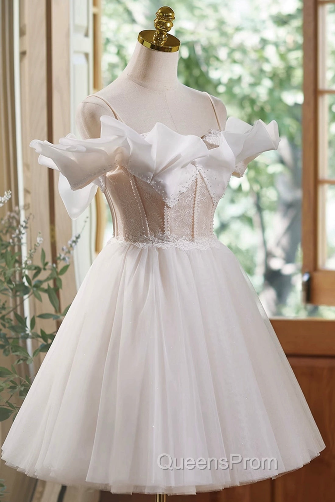 Cute Spaghetti Strap Tulle Lace Homecoming Dress, Off Shoulder Short Evening Prom Dress Secondary image