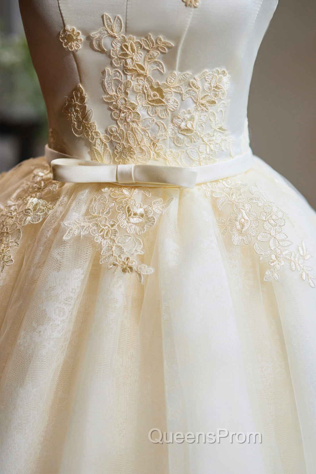 Cute Tulle Lace Knee Length Evening Prom Dress, Champagne Off the Shoulder Evening Party Dress