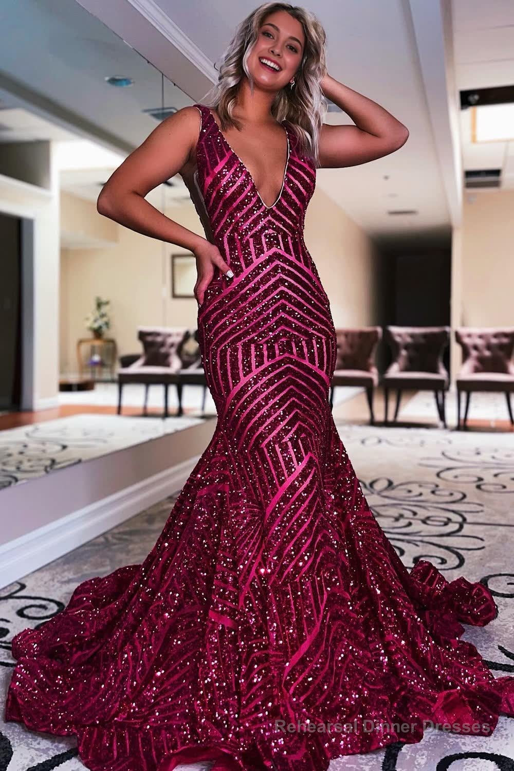 Dark Green Deep V Neck Sequin Mermaid Prom Dress