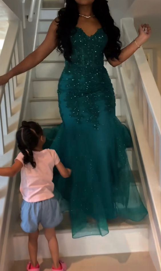 Dark Green Mermaid Tulle Lace Classy Prom Dress Winter Classy Gown Secondary image