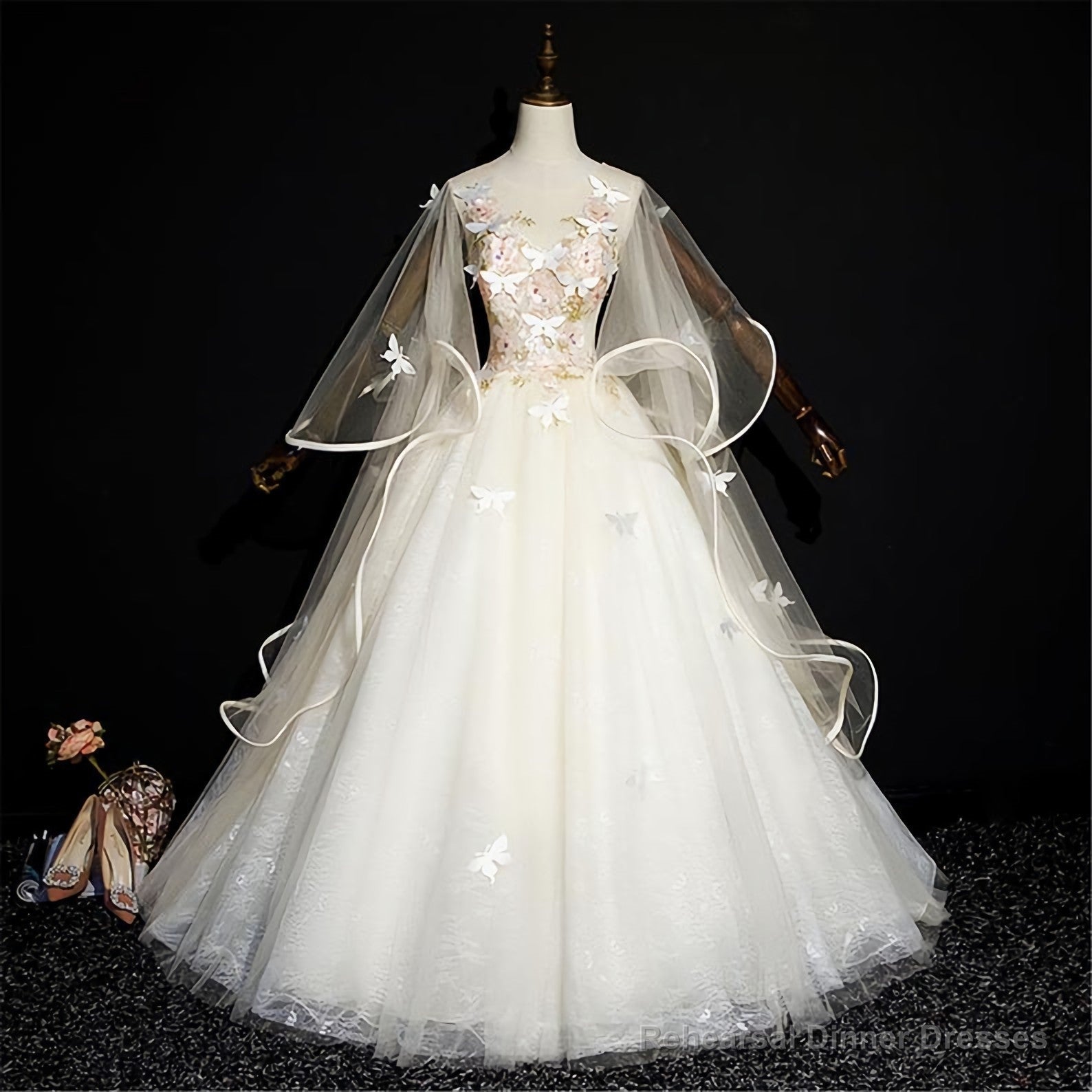 Soft Yellow Quinceanera Dress, Fashion Puffy Prom Dress, Illusion Sleeves Bridal Gown Corset Wedding Gown Butterfly Appliques Bridal Dress