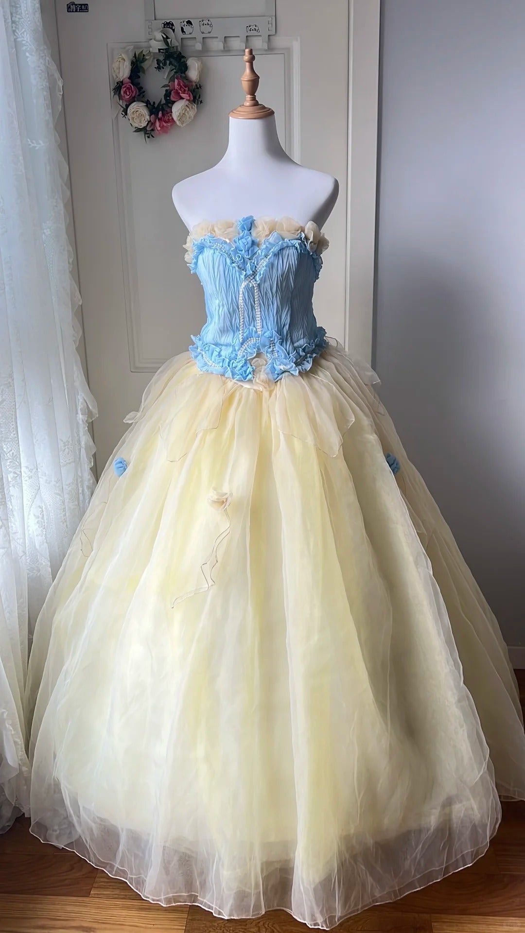 Dreamy Blue And Yellow Color-Blocked Strapless Tulle Ball Gown Prom Dress Sweet 16Th Dress