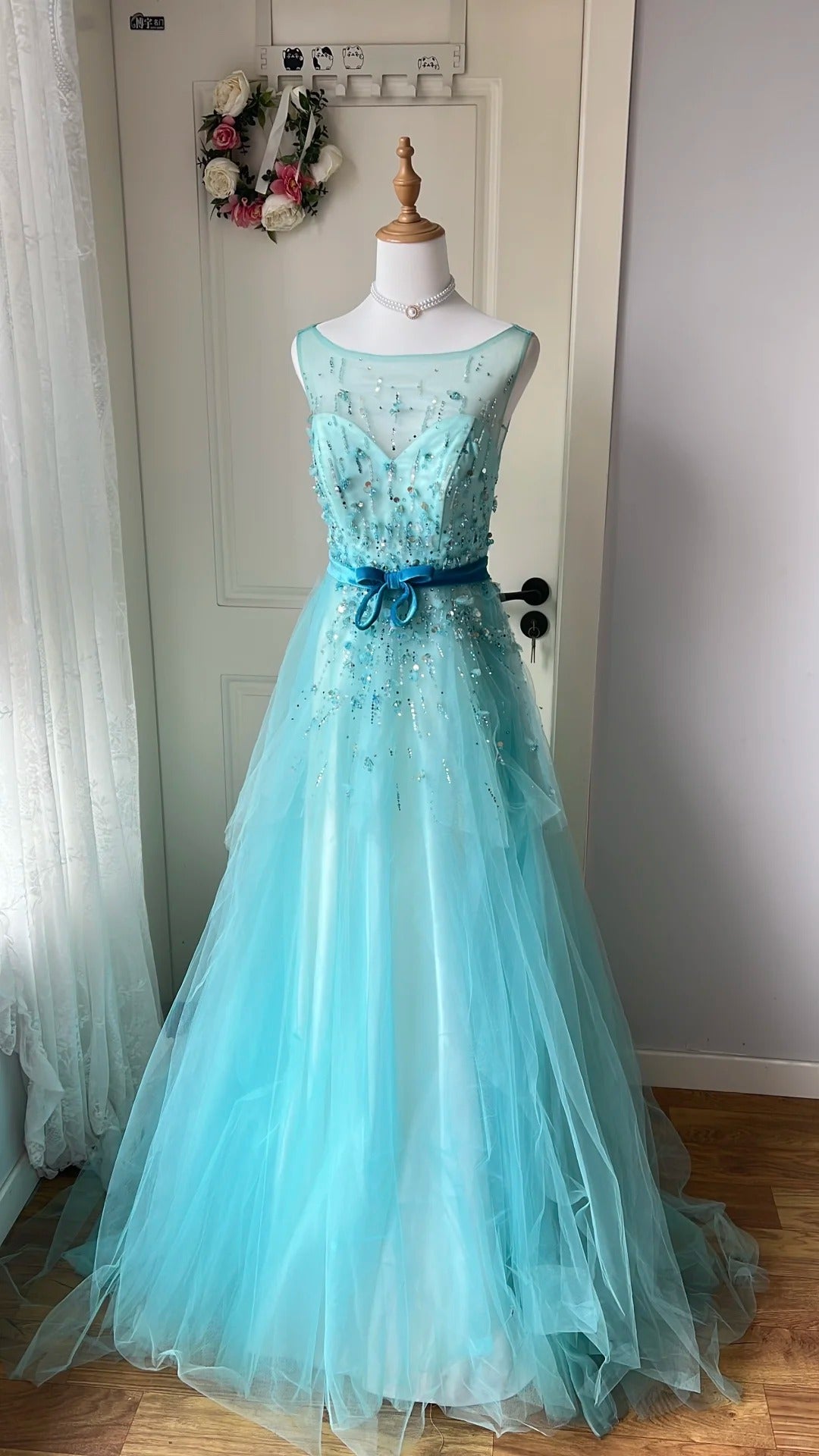 Dreamy Princess Blue A-Line Round Neck Sequined Tulle Long Classy Prom Dress Main image