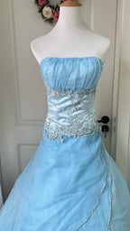 Dreamy Princess Blue Strapless Embroidered Tulle Ball Gown Prom Dress Sweet 16Th Birthday Dress