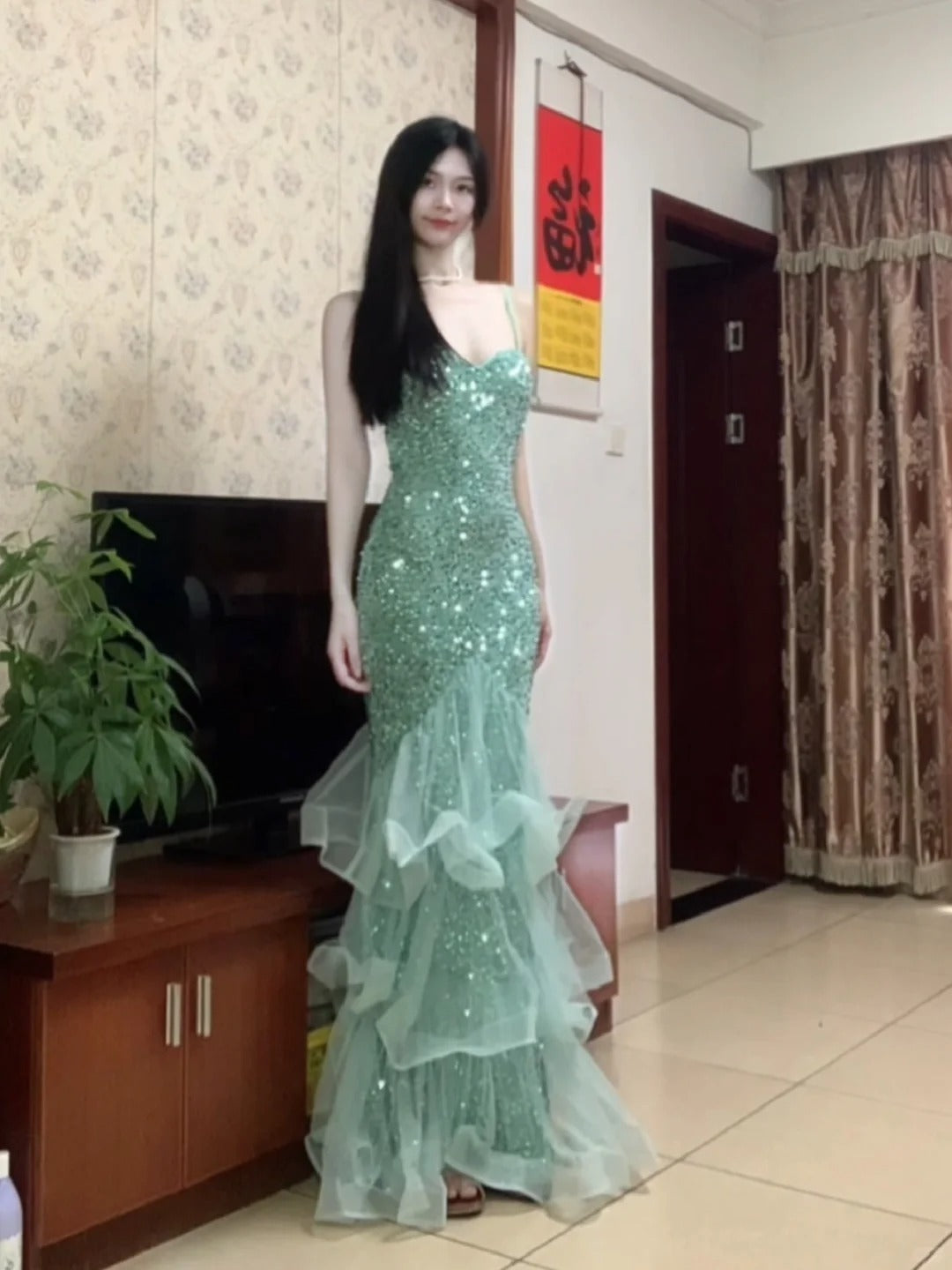 Dreamy Princess Mint Green Mermaid Spaghetti Strap Backless Sequined Long Classy Prom Dress
