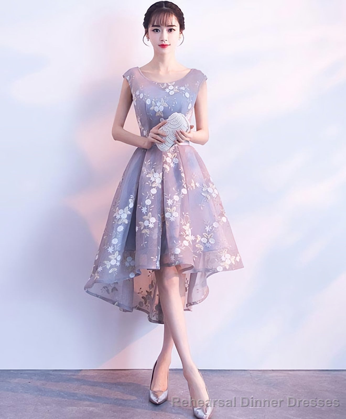 Cute Lace Round Neck Short Prom Dress Homecoming Dress Main image