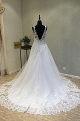 Delicate V Neck With Lace Appliques Wedding Dress