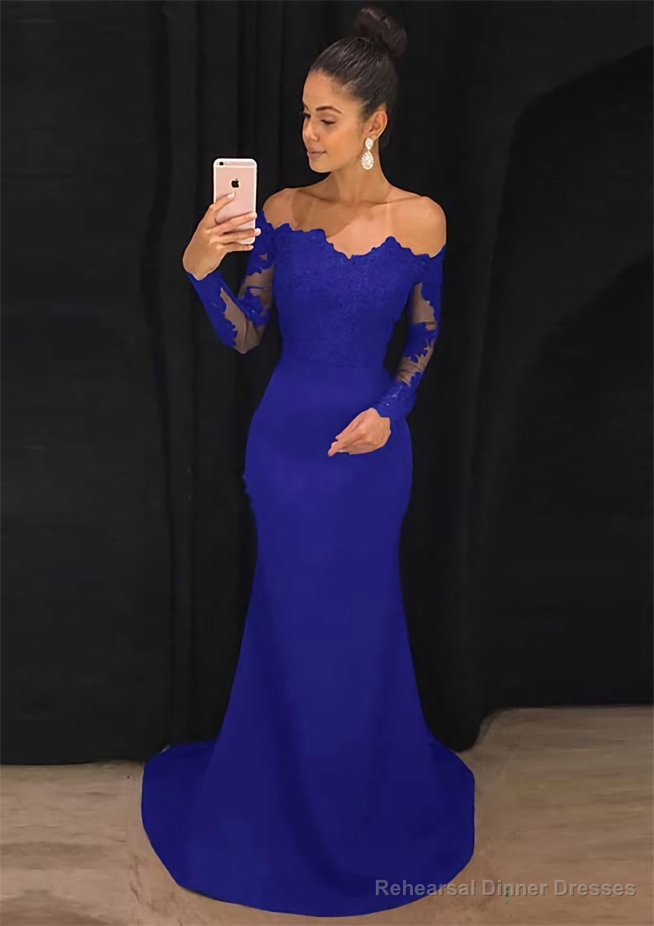 Elastic Satin Prom Dresses Sheath/Column Off-The-Shoulder Court Train With Lace Secondary image