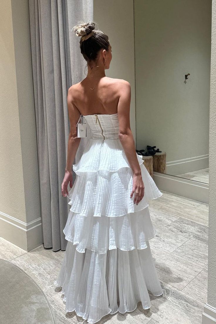 Elegant A Line Long White Tiered Classy Prom Dress 21Th Birthday Outfits