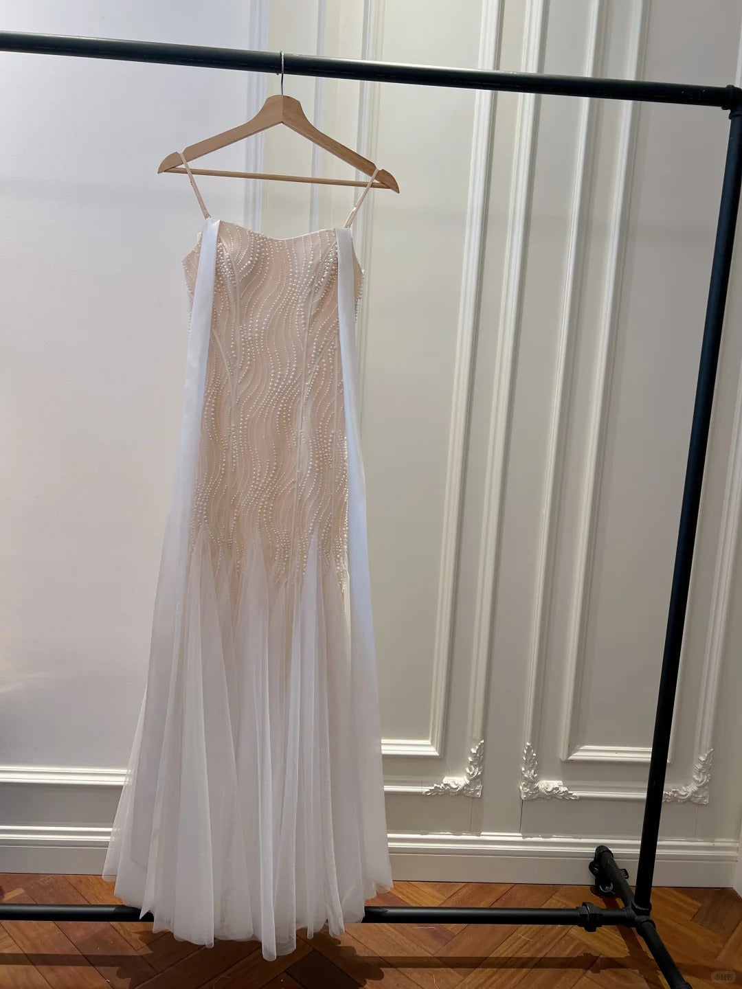 Elegant A-Line Strap Pearl Tulle Long Classy Prom Dress
