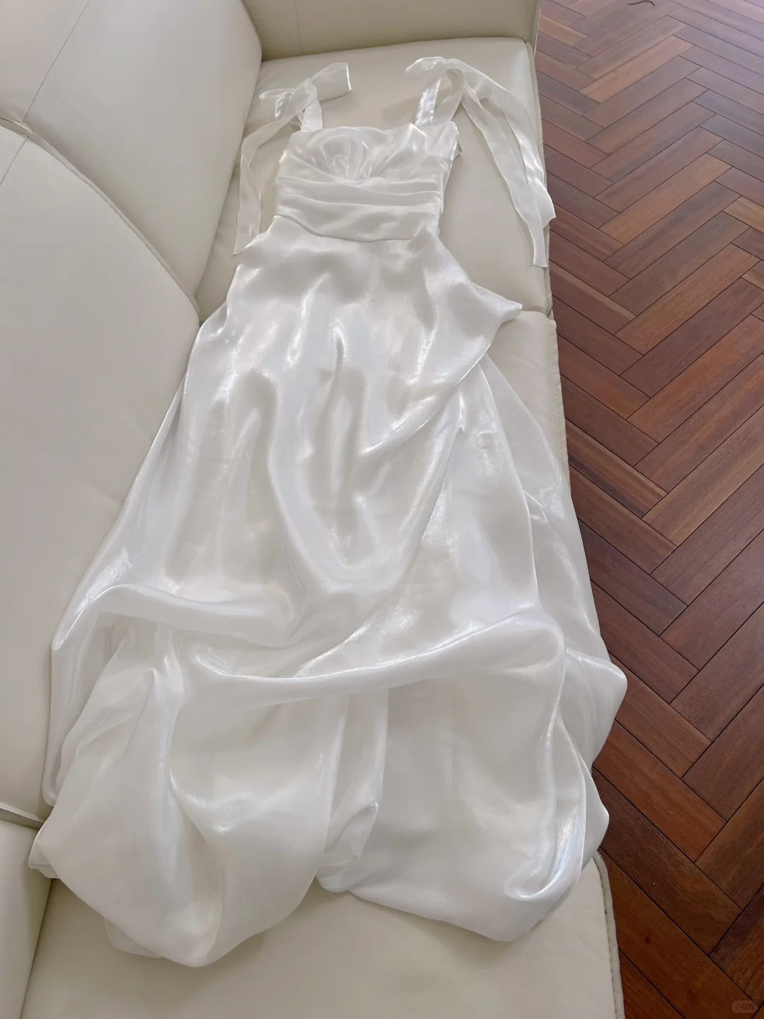 Elegant And Simple White Bud Square Neck Suspender Satin Classy Prom Dress Bridesmaid Dress