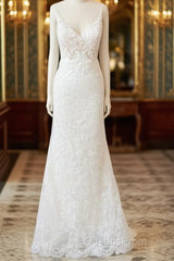 Elegant Appliques V-neck Sheath Wedding Dress