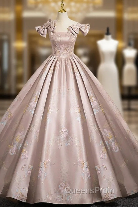 Elegant Ball Gown Pink Beaded Floral Appliques Quinceanera Dress Main image