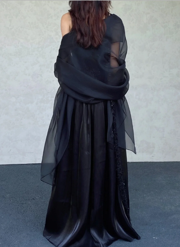 Elegant Black A-Line Square Neck Spaghetti Strap Sequined Tulle Long Classy Prom Dress