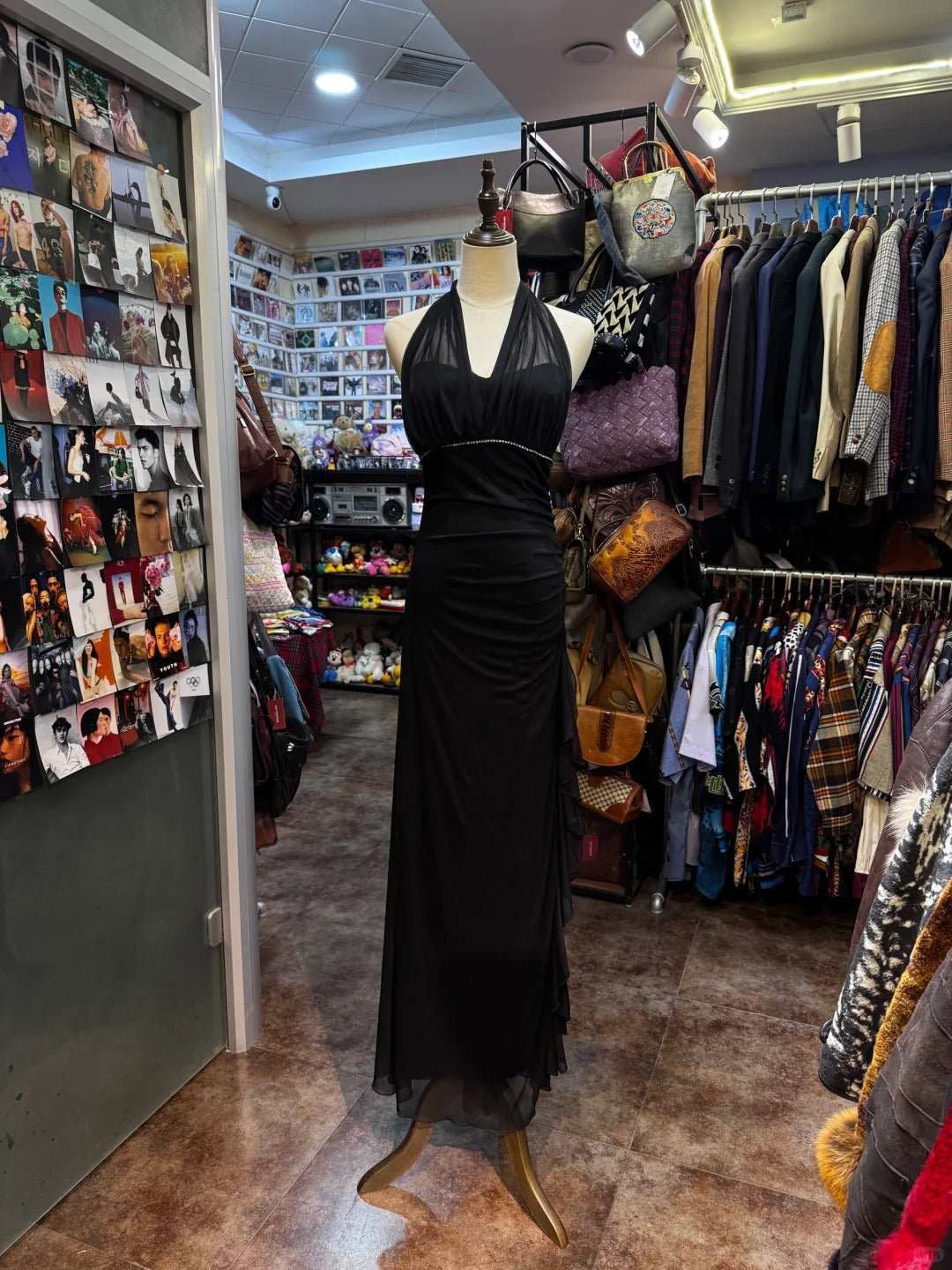 Elegant Black Mermaid Halter Neck Chiffon Long Classy Prom Dress Secondary image