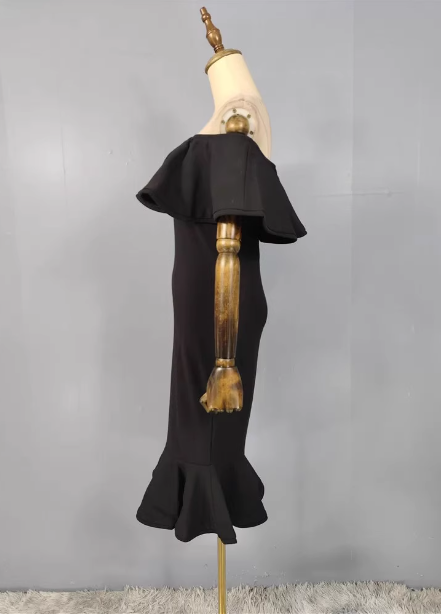 Elegant Black Mermaid Off-The-Shoulder Ruffled Satin Classy Prom Dress