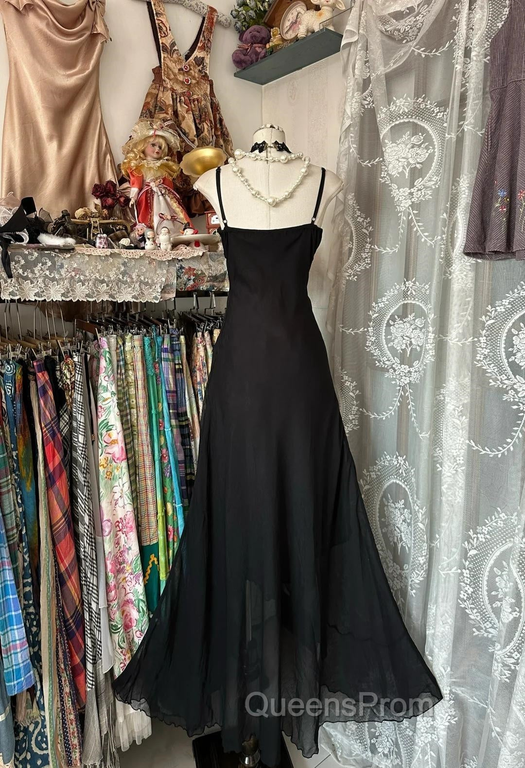 Elegant Black Spaghetti Strap Mermaid Chiffon Evening Prom Dress