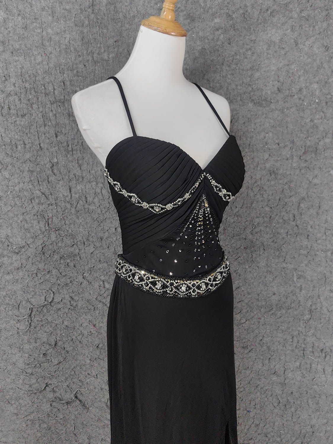 Elegant Black Spaghetti Strap Sequin Beaded Split Chiffon Long Classy Prom Dress