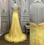 Elegant Bright Yellow A-Line One-Shoulder Ruched Floral-Appliqu¨¦ Chiffon Long Classy Prom Dress